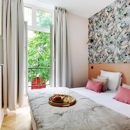 Cmg Republique - Rue Beranger Paris