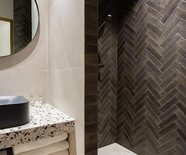 Cmg Republique - Rue Beranger