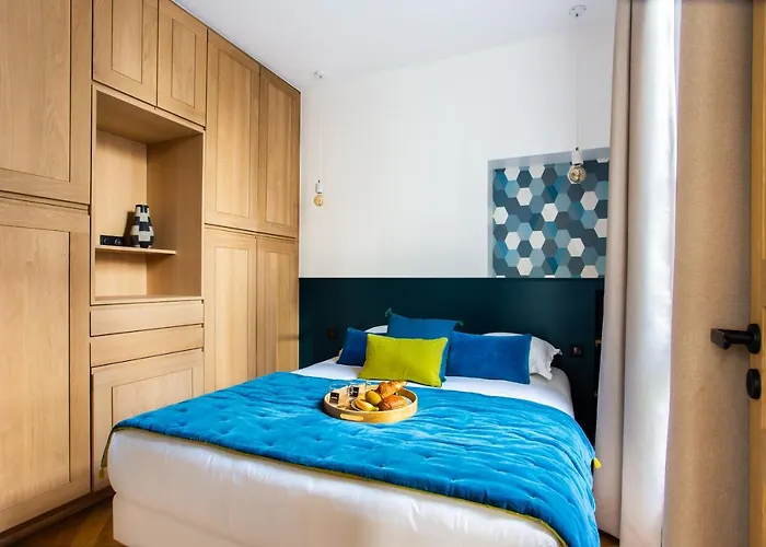 Cmg Republique - Rue Beranger Париж