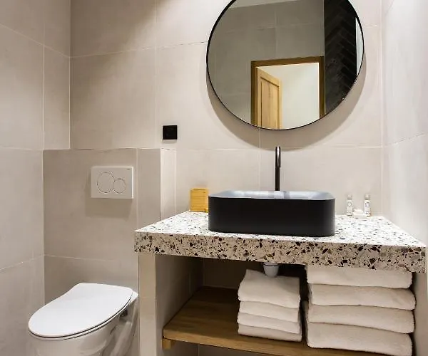 Cmg Republique - Rue Beranger Париж