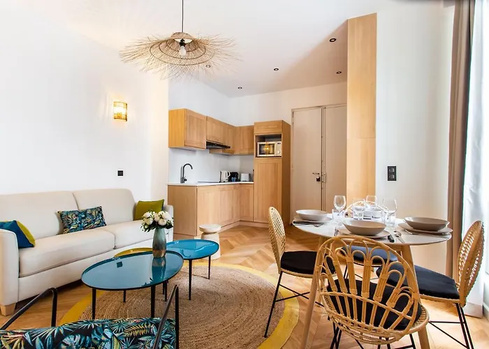 Апартаменты Cmg Republique - Rue Beranger