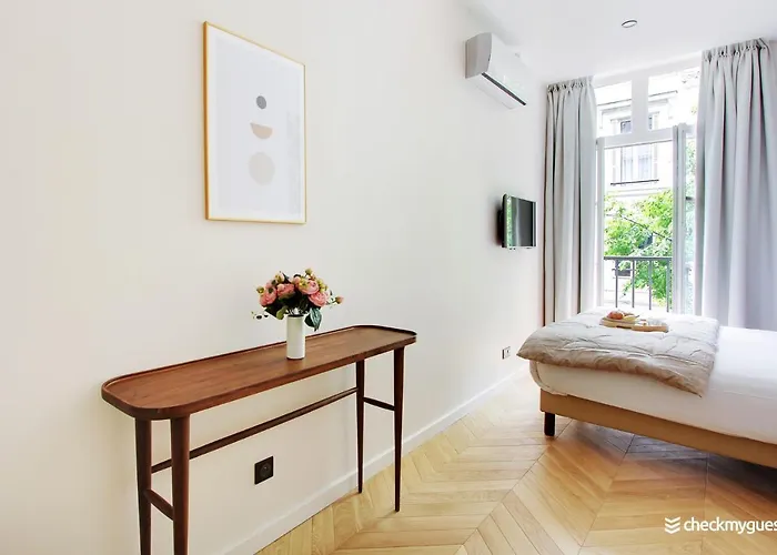 Cmg Republique - Rue Beranger